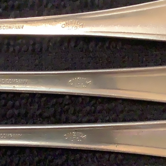 Encore 3 forks 2 spoon Simeon L & George H Rogers Oneida Ltd. - Picture 14 of 16